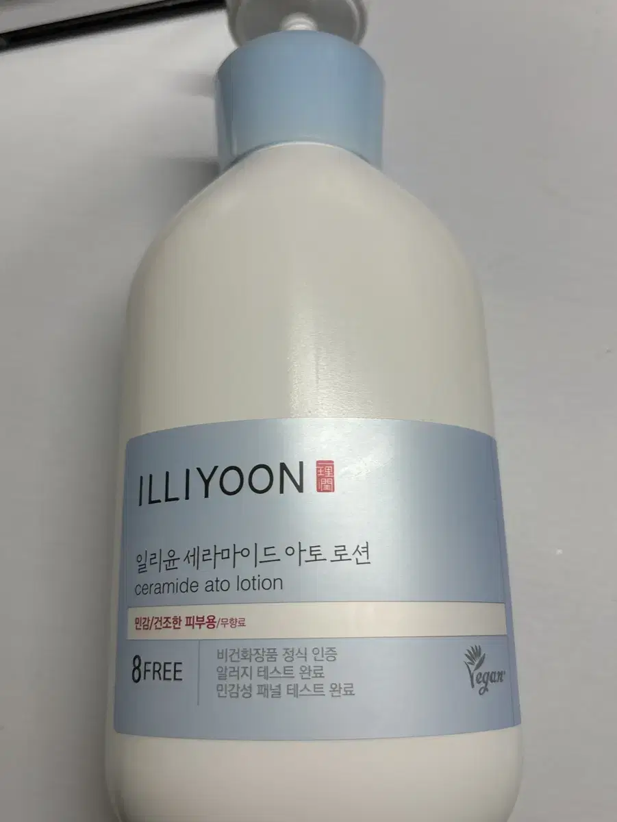 600ml 일리윤 세라마이드 아토 로션